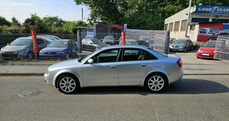 Audi A4 cena 16999 przebieg: 269800, rok produkcji 2003 z Trzebiatów małe 407